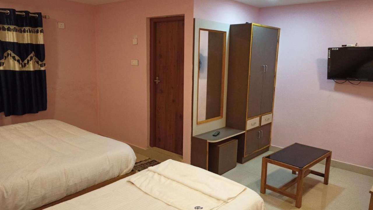 Aarthi Residency Hotel Karaikkudi Ngoại thất bức ảnh