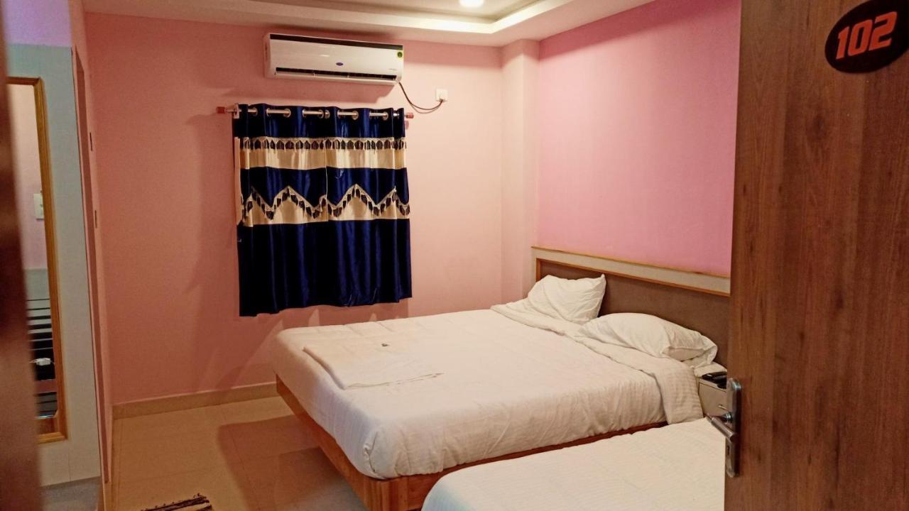 Aarthi Residency Hotel Karaikkudi Ngoại thất bức ảnh