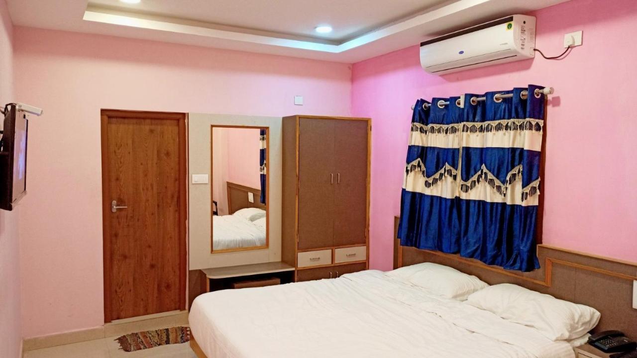 Aarthi Residency Hotel Karaikkudi Ngoại thất bức ảnh