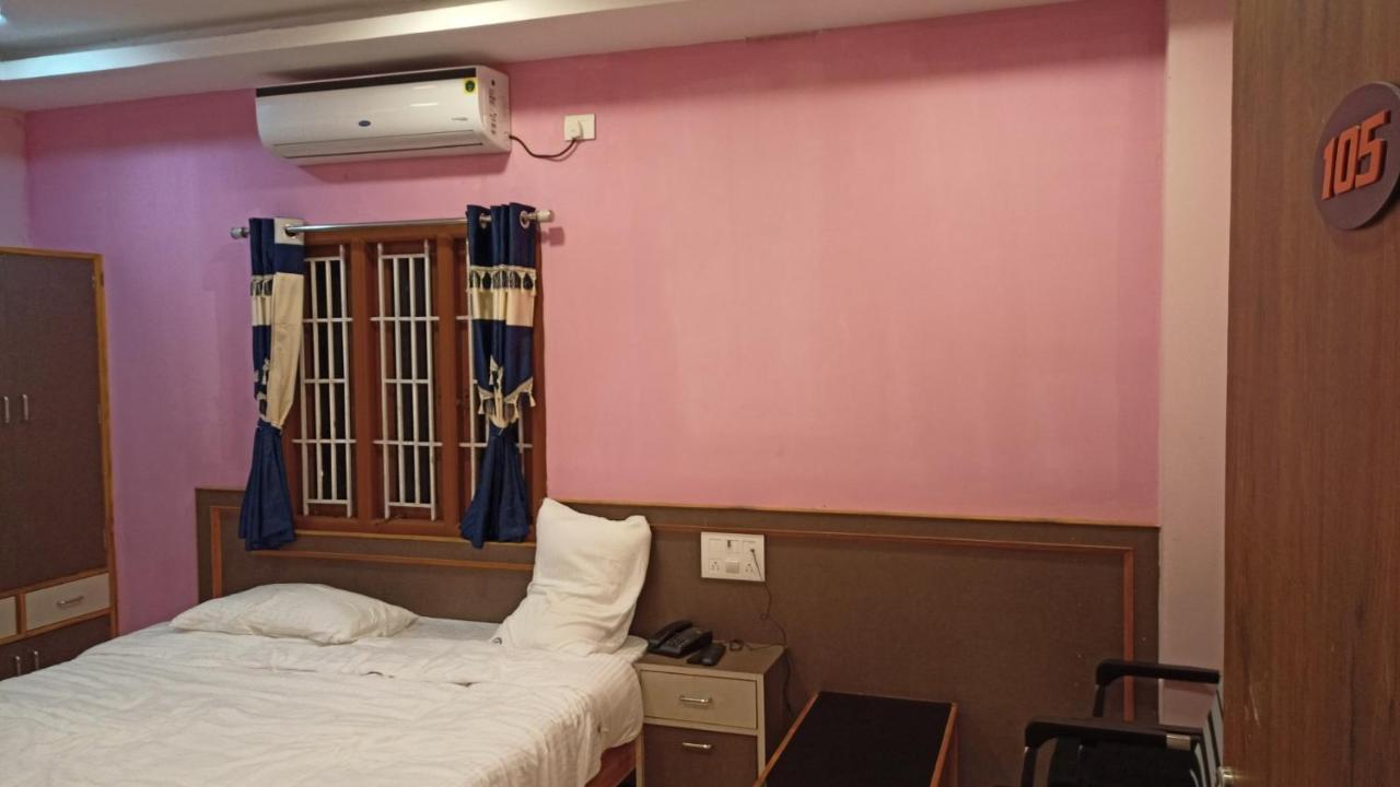 Aarthi Residency Hotel Karaikkudi Ngoại thất bức ảnh